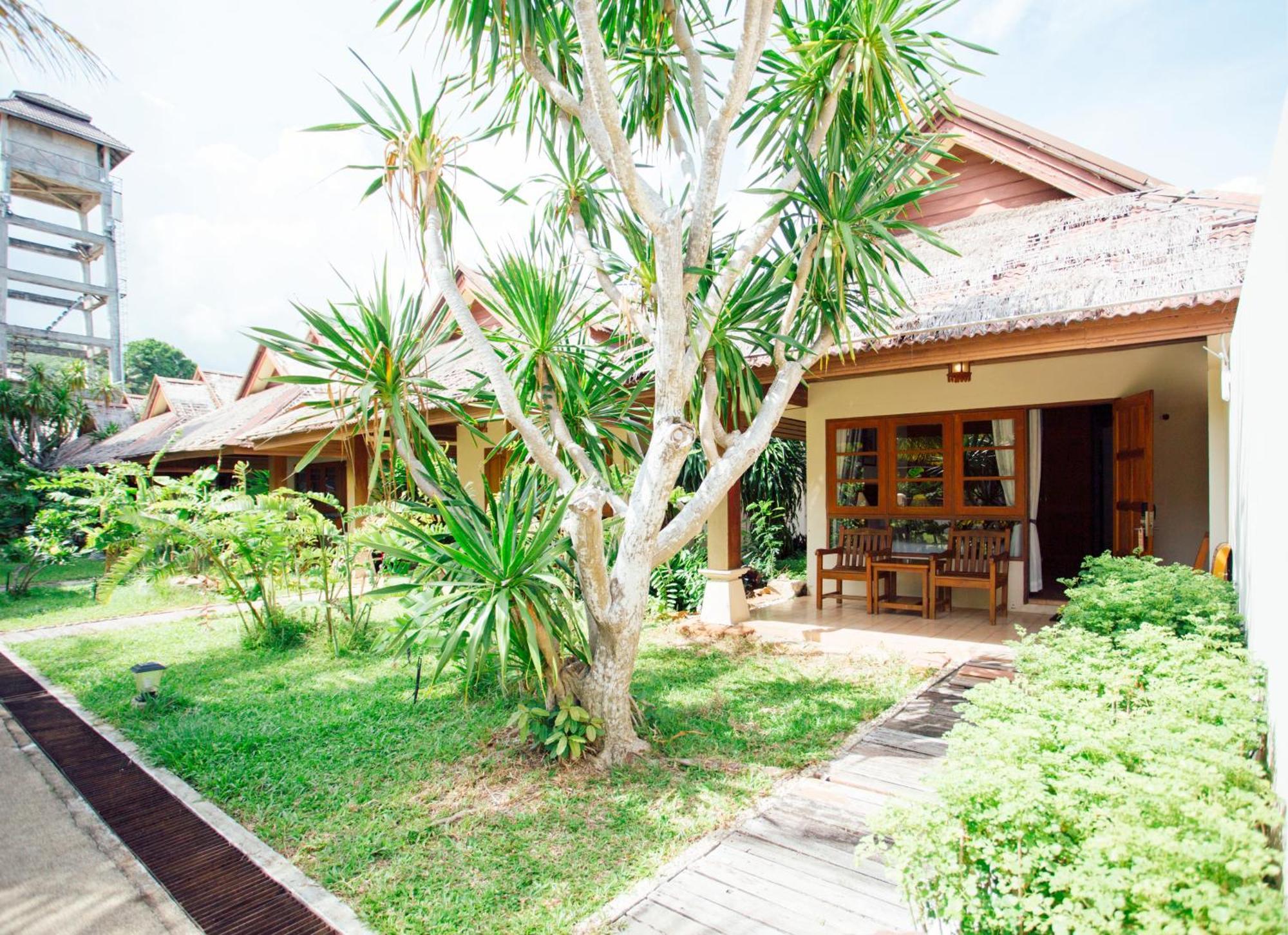 Aloha Resort Ламаи-Бич Экстерьер фото